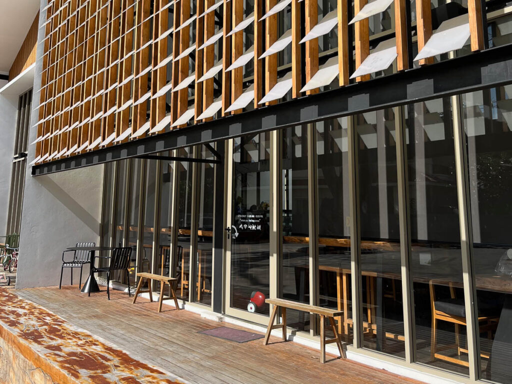Vaanaa ​Cafe​ &​ Bistro