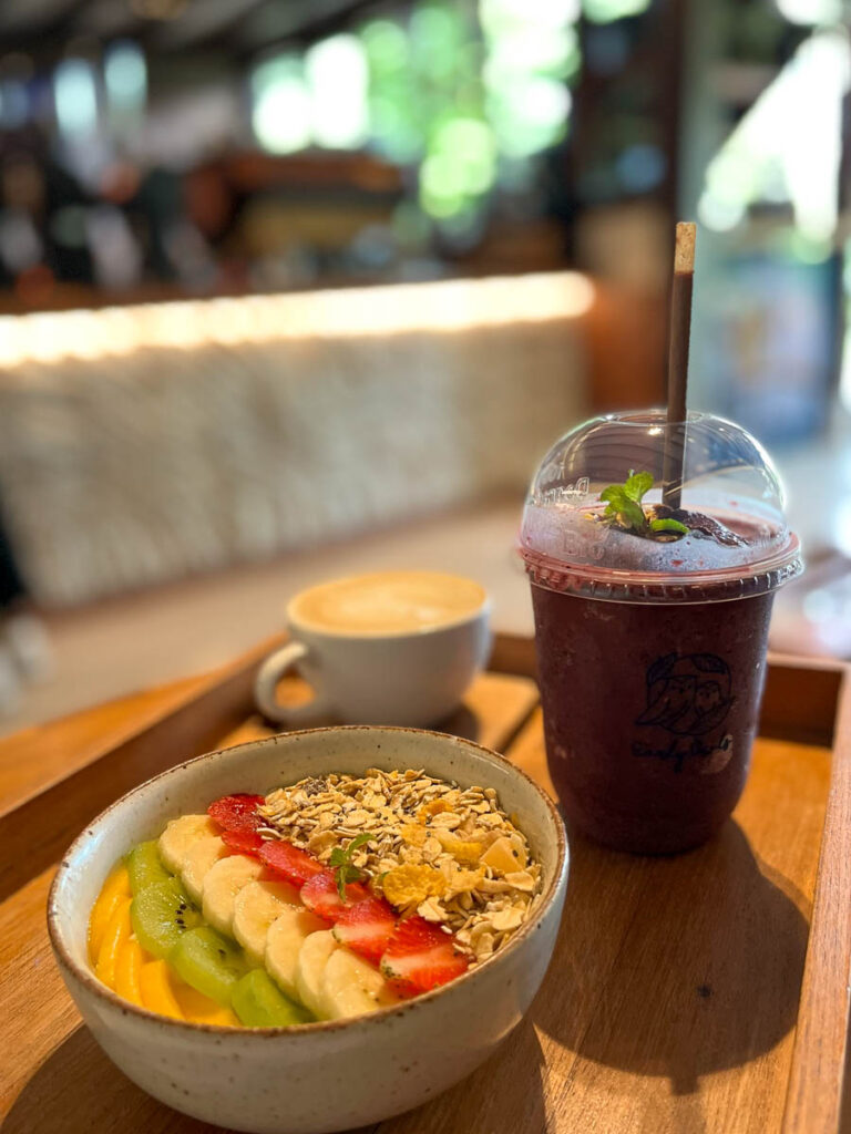 Food &amp; Drink at Early Owls Cafe, Chiang Mai, Thailand