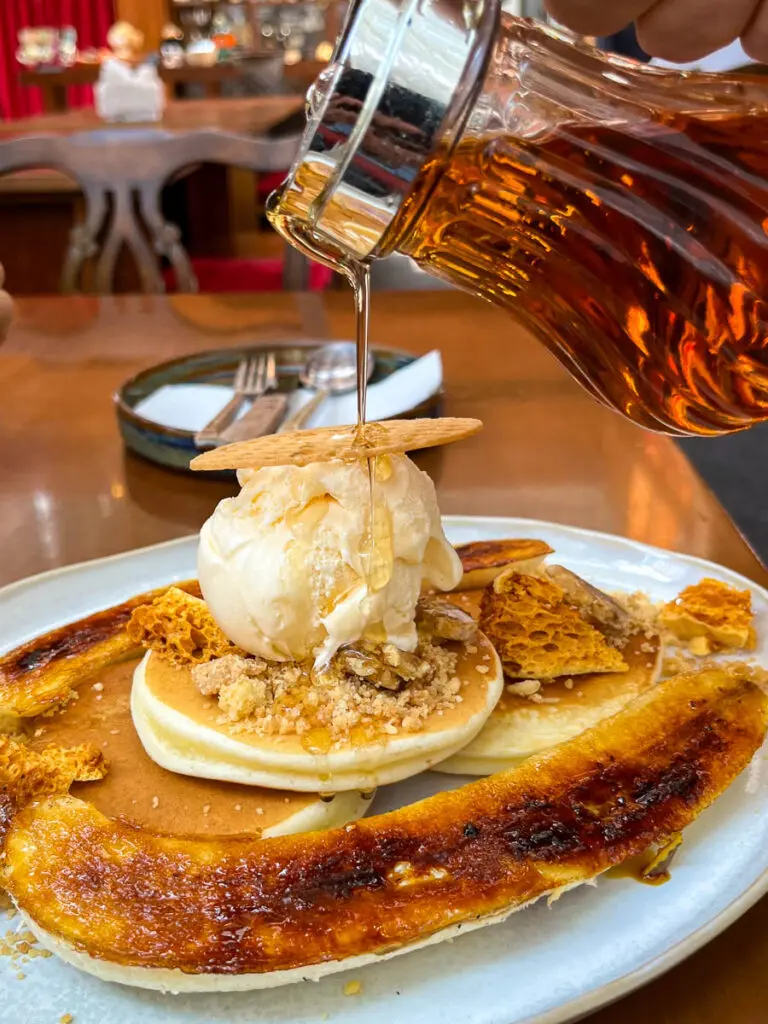 Food &amp; drink at Robert Bake &amp; Brunch, Chiang Mai, Thailand