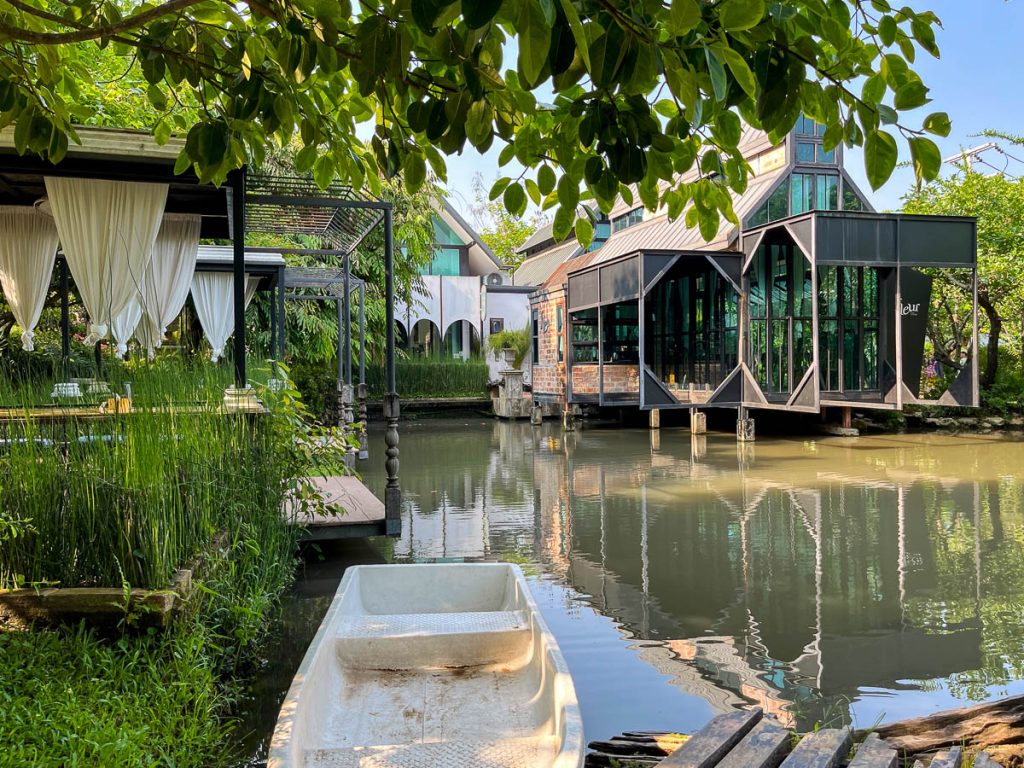 Around the Pond at Fleur Cafe &amp; Eatery, Chiang Mai, Thailand