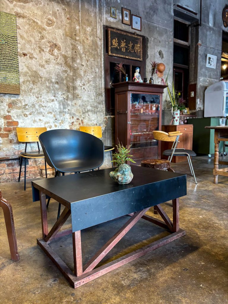 The interior of Flo Coffee Brewers, Chiang Mai, Thailand